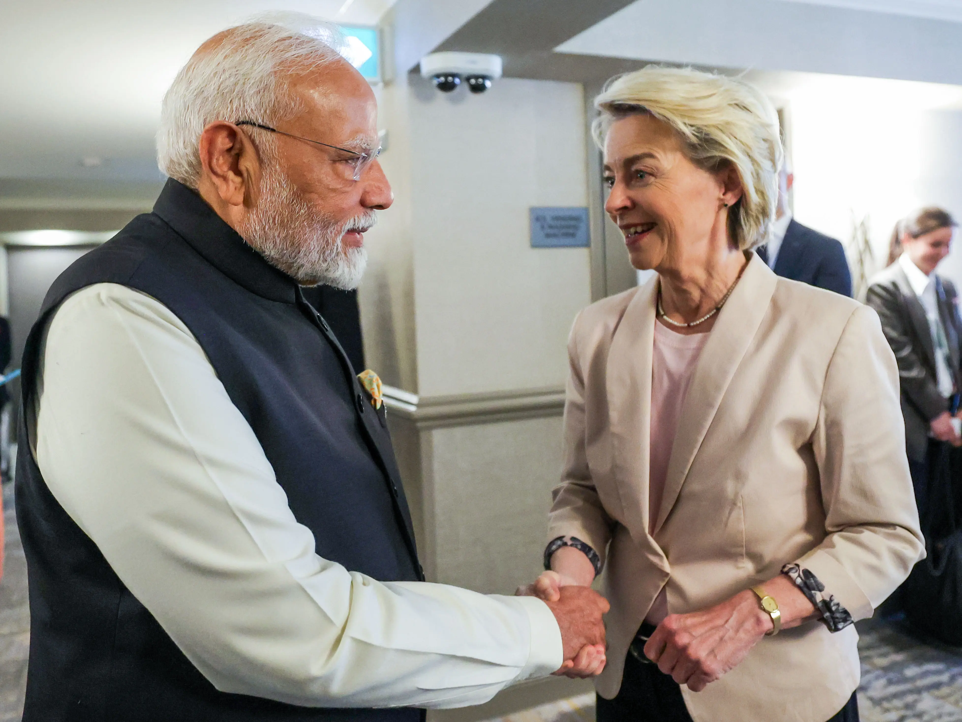 India–EU FTA concluded: Markets open, tariffs cut, services in trade, auto & tech expanded; Check who gains & what changes India–EU FTA concluded: Markets open, tariffs cut, services in trade, auto & tech expanded; Check who gains & what changes