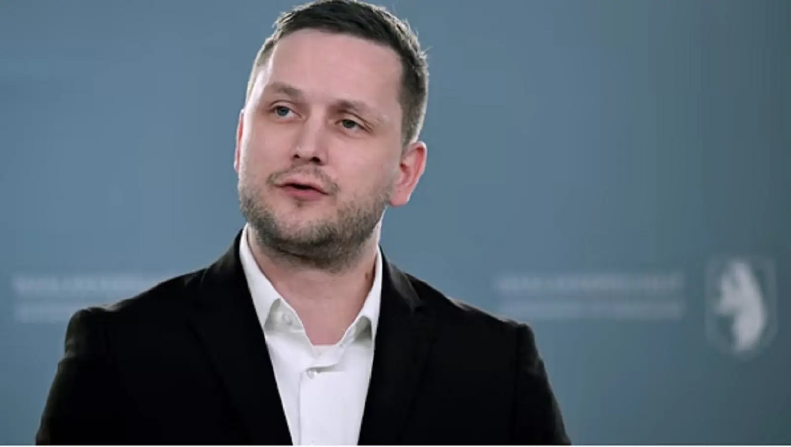 Trump claims ‘total access’ Greenland deal, PM Nielsen says unaware of details