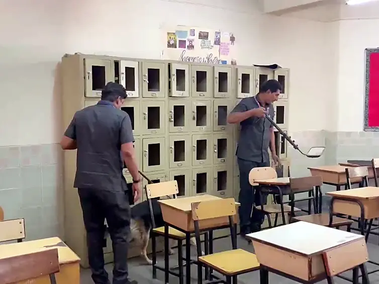 Ahmedabad schools on edge after bomb threat emails; no explosives detected Ahmedabad schools on edge after bomb threat emails; no explosives detected