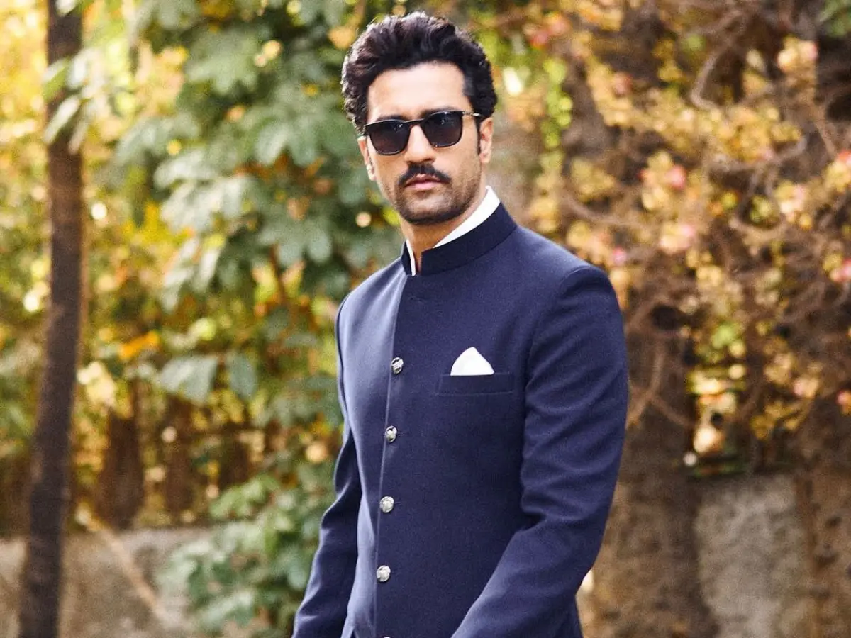 Navy blue Jodhpuri suit