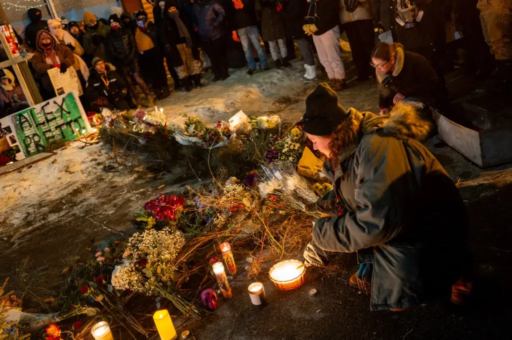 How Trump administration defended Alex Pretti shooting?