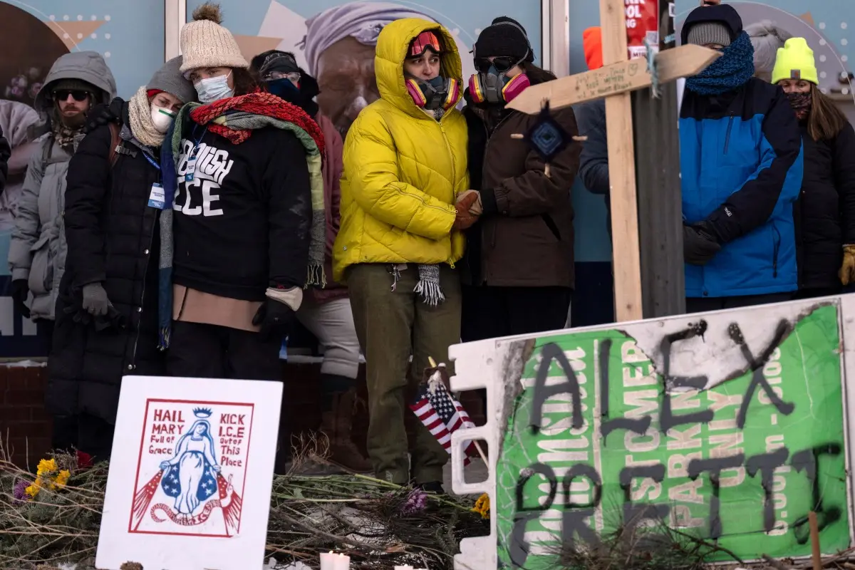DHS claims ‘agent fired defensive shots’