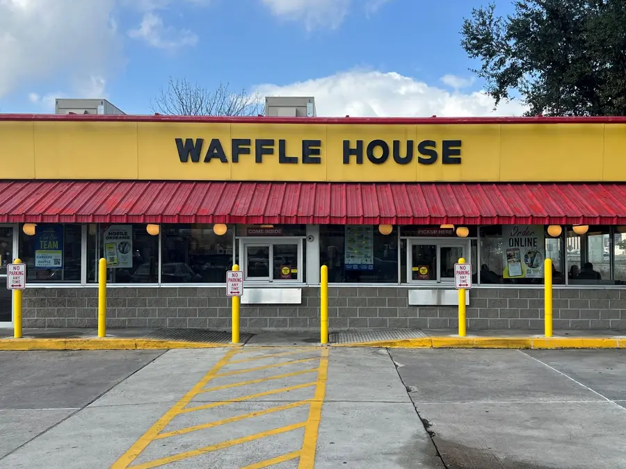Why Waffle House shut down during storm is big warning sign for US