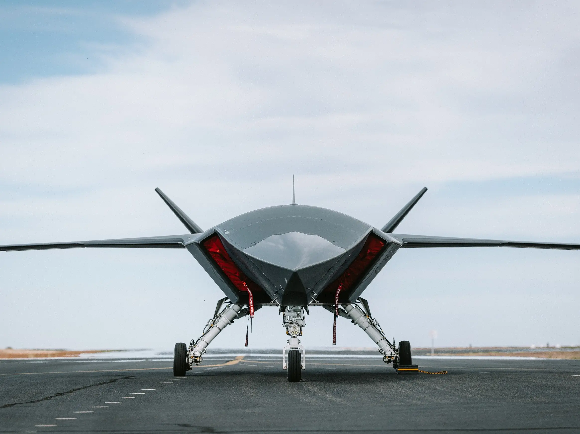 Loyal wingman and the future of UAVs: Why fighter jets may never fly alone again