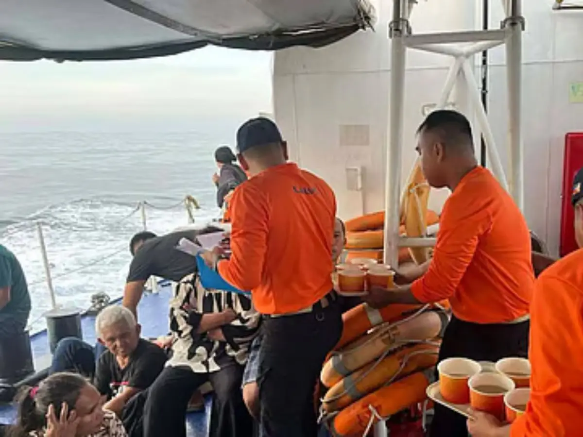 At least 18 killed after ferry carrying over 350 sinks in southern Philippines; several missing