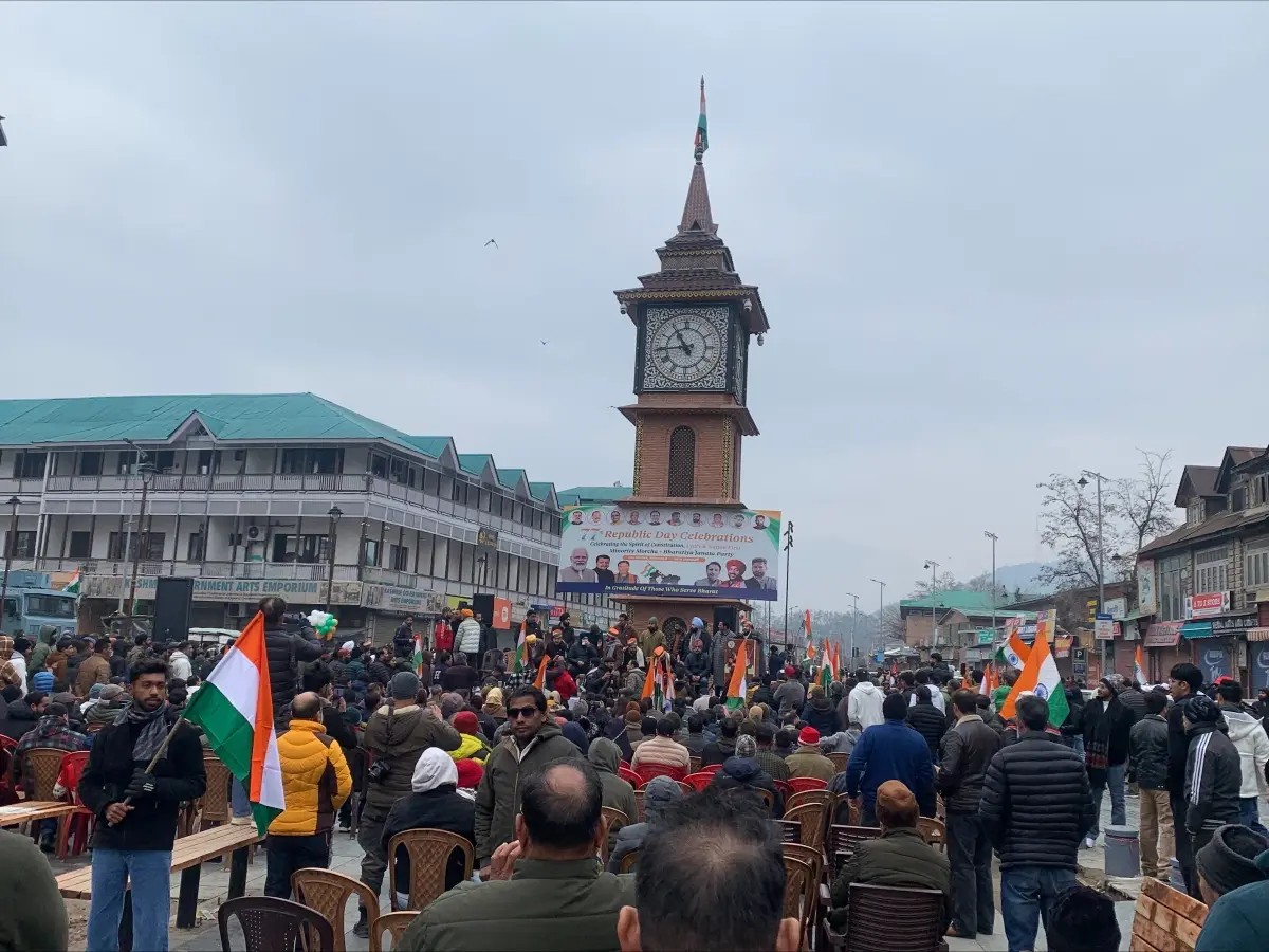 Republic Day celebrated with enthusiasm at Srinagar’s Lal Chowk and Bakshi Stadium amid tight security Republic Day celebrated with enthusiasm at Srinagar’s Lal Chowk and Bakshi Stadium amid tight security