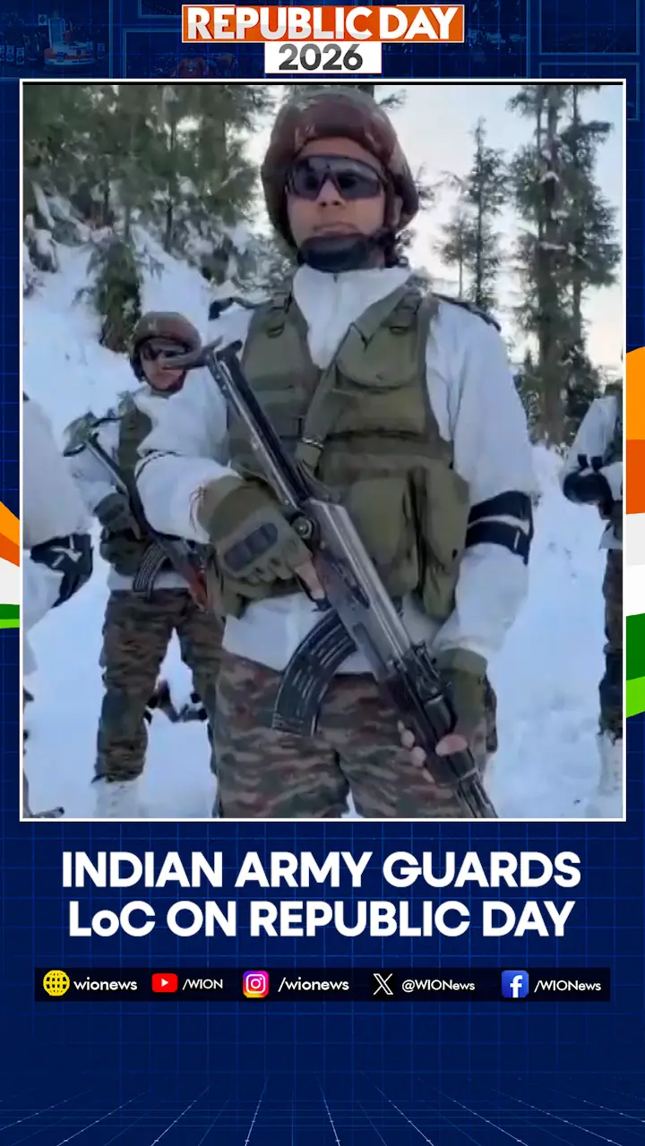 Republic Day 2026: Army Jawans Patrol Uri Sector Amid Heavy Snowfall