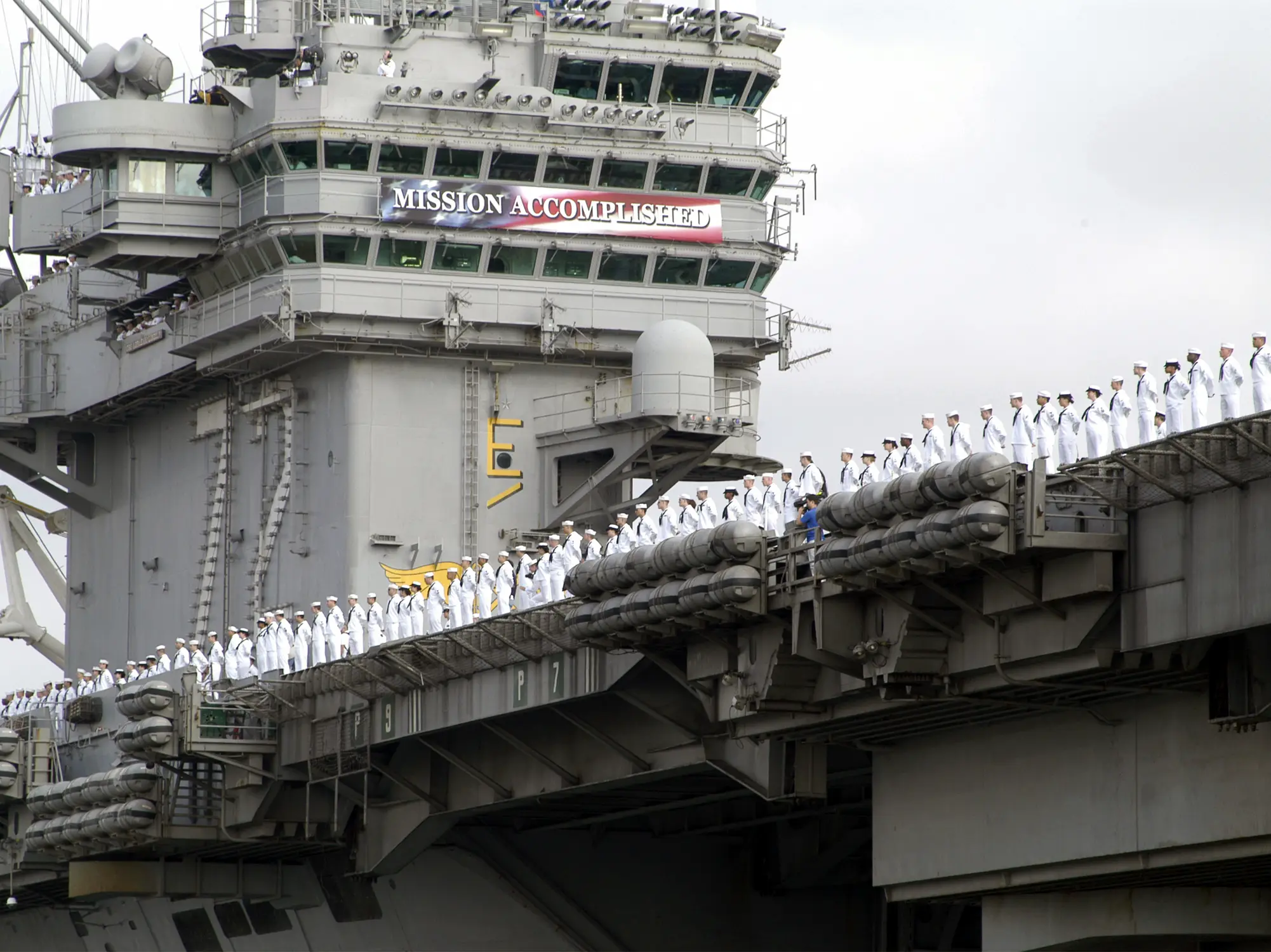 ‘Shirts with Colors’: What do the white, red, and purple shirts mean on the USS Abraham Lincoln’s flight deck?