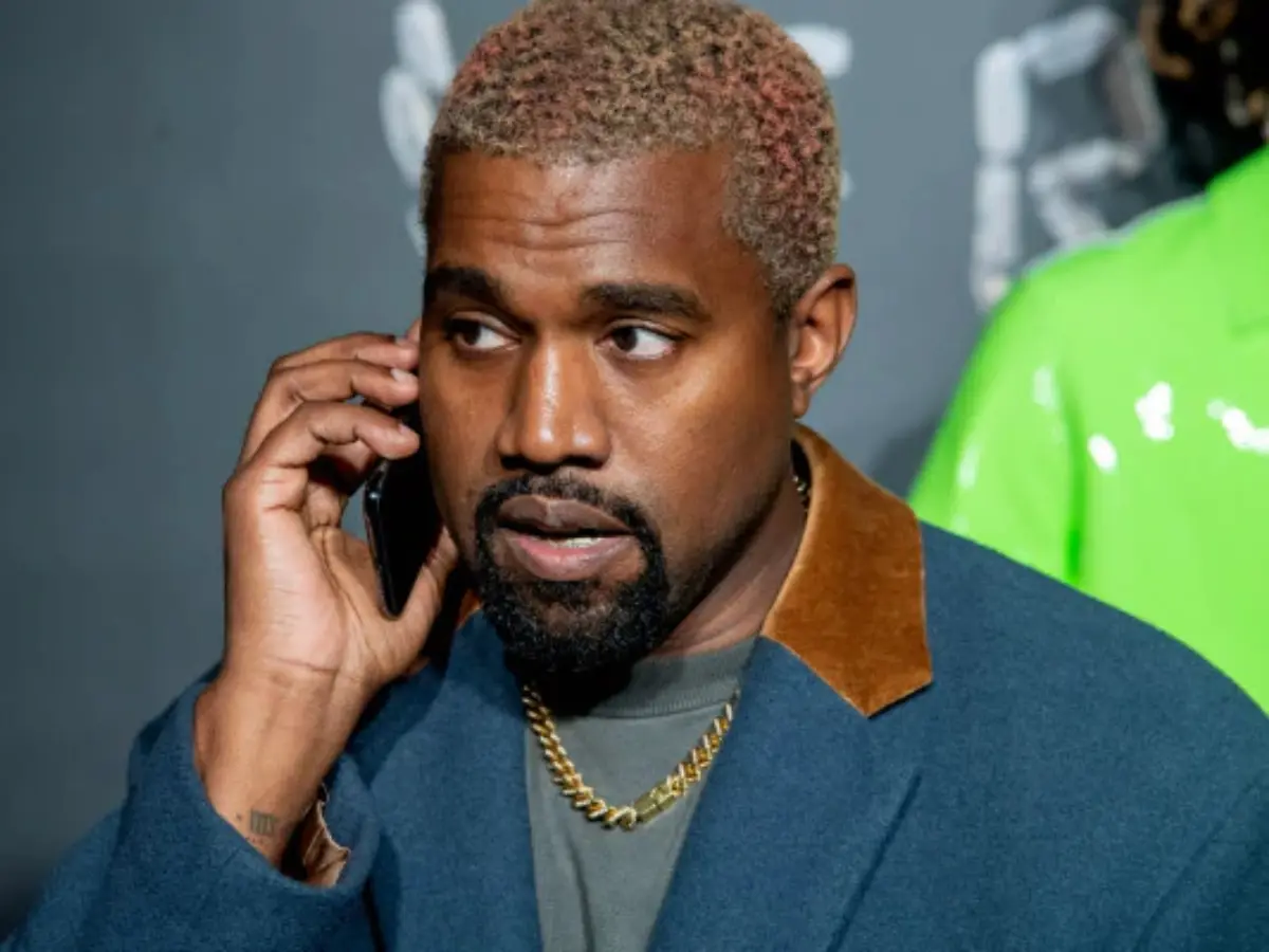 'I regret': Kanye West issues apology over disturbing behaviour 'I regret': Kanye West issues apology over disturbing behaviour