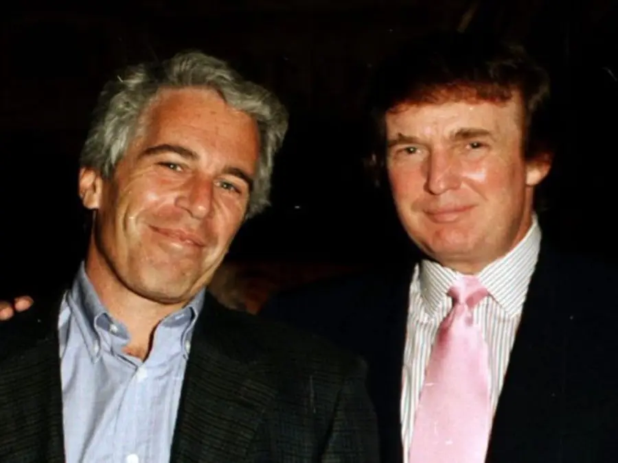 Epstein file containing Trump’s name mysteriously disappears, then reappears – What DOJ said