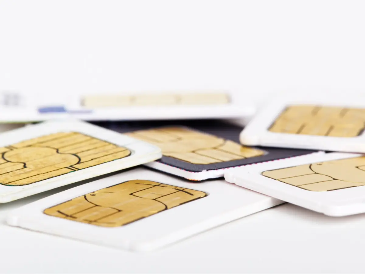 Chinese man extracts 191 grams of gold from SIM cards: Alchemy of...