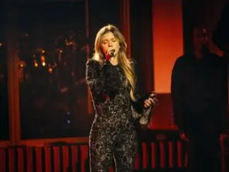 Kelly Clarkson Talk Show is ending, calls it 'necessary and right' for this next chapter of our lives Kelly Clarkson Talk Show is ending, calls it 'necessary and right' for this next chapter of our lives