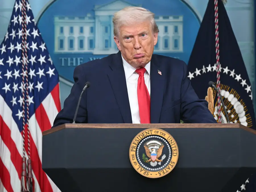 Trump administration creates loophole to fire federal workers who refuse to be POTUS’ ‘political flunkies’