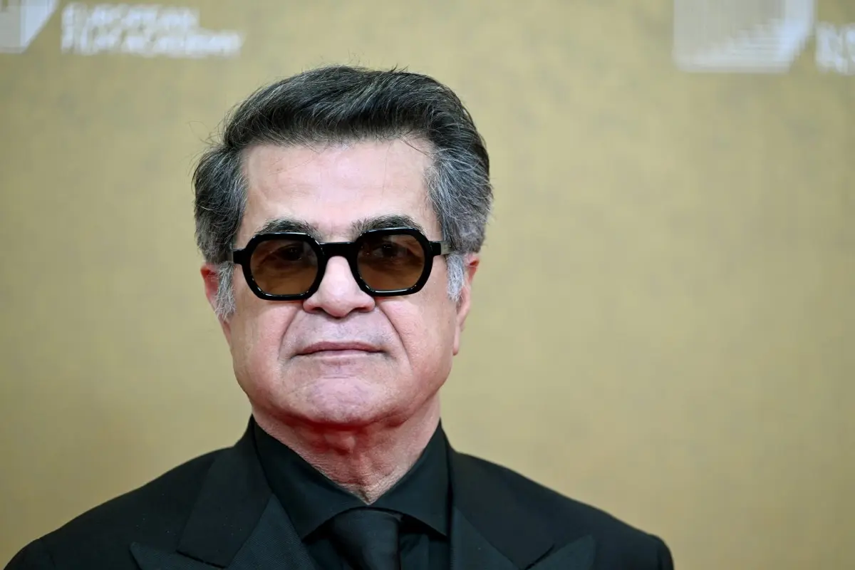 Iran filmmaker Jafar Panahi fears Iranians' interests will be 'sacrificed' in US talks