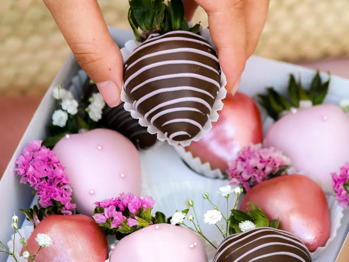 February 9 (Monday) - Chocolate Day