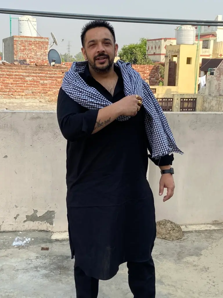 Video | AAP leader Lucky Oberoi shot dead outside gurdwara in Punjab's Jalandhar