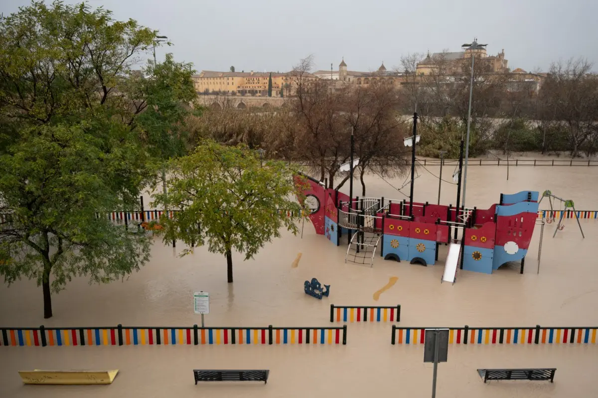 Massive rescue operations