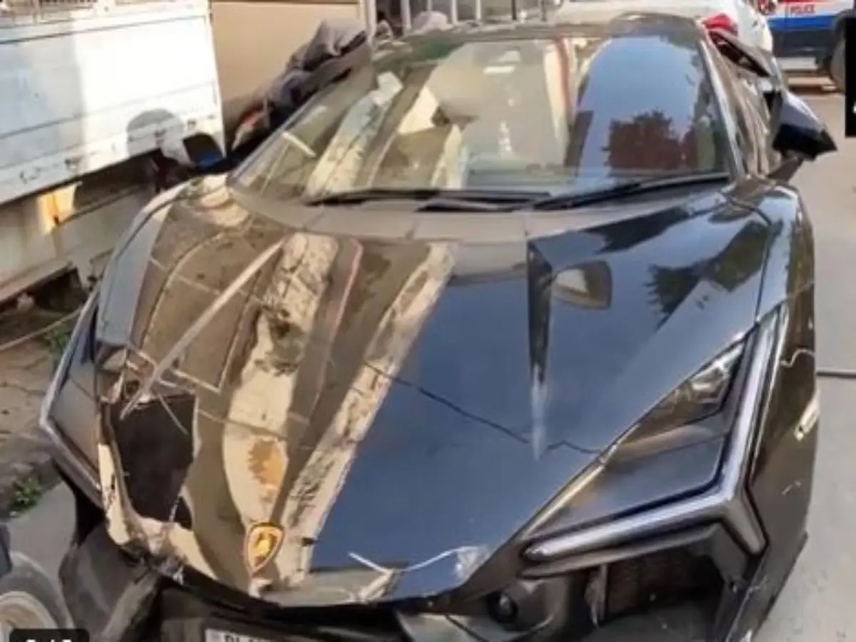 UP Businessman's son goes on a rampage, crashes his 6 crore ...