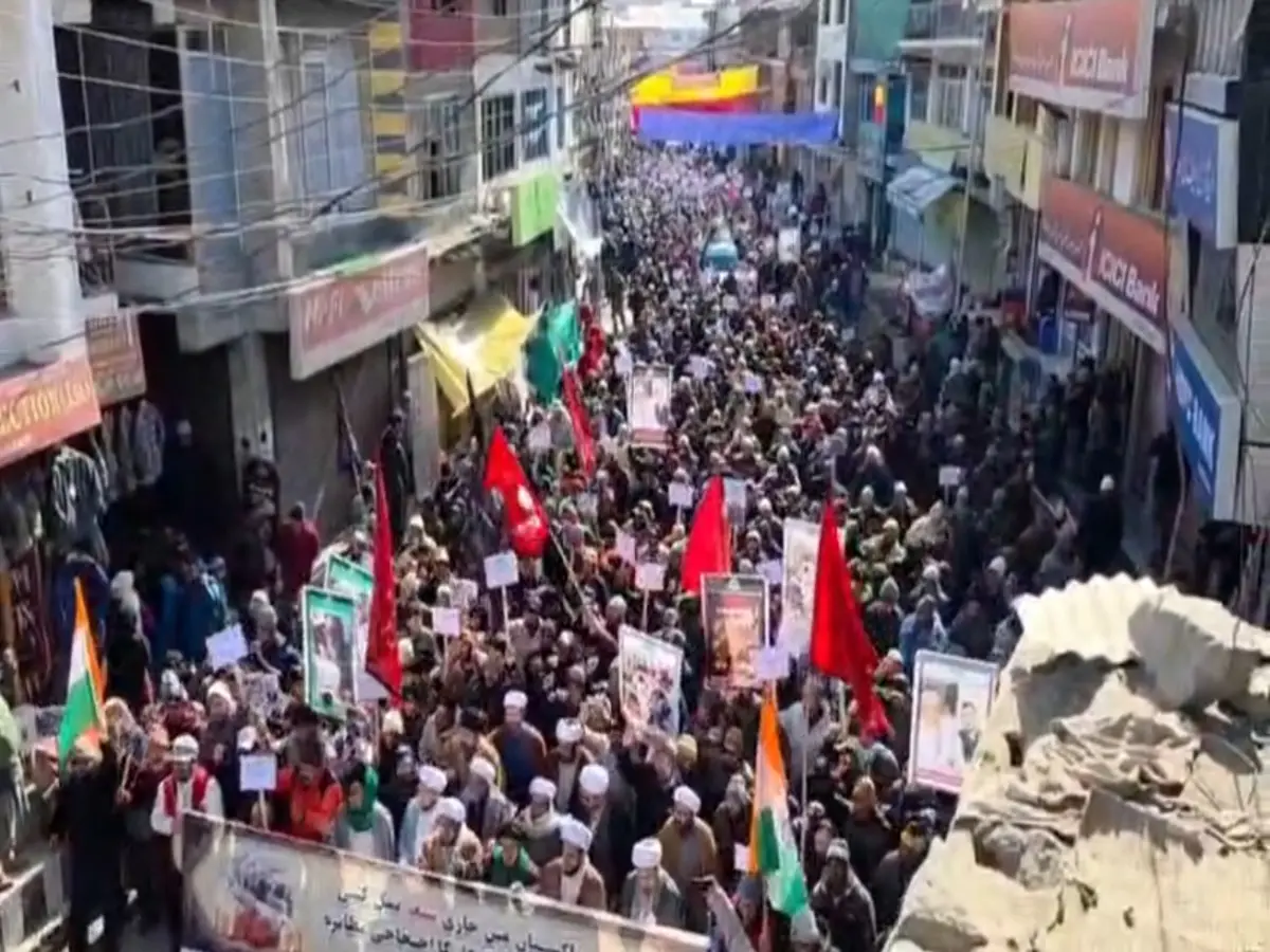 Kashmir Valley and Kargil witness widespread protests after deadly Shia mosque blast in Pakistan Kashmir Valley and Kargil witness widespread protests after deadly Shia mosque blast in Pakistan