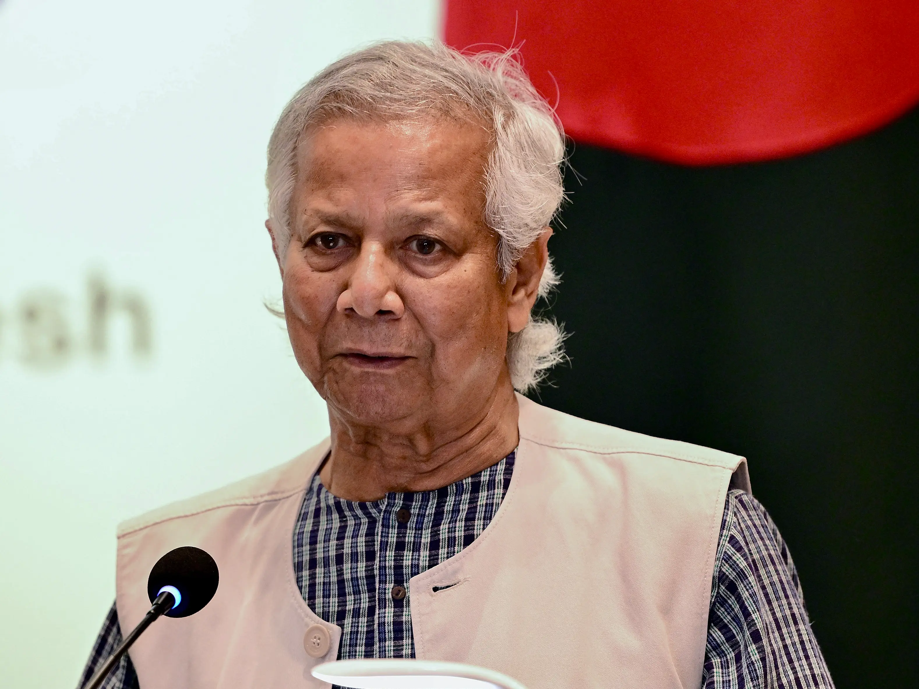 Yunus vows peaceful transfer of power, hails upcoming election as defining moment for Bangladesh Yunus vows peaceful transfer of power, hails upcoming election as defining moment for Bangladesh