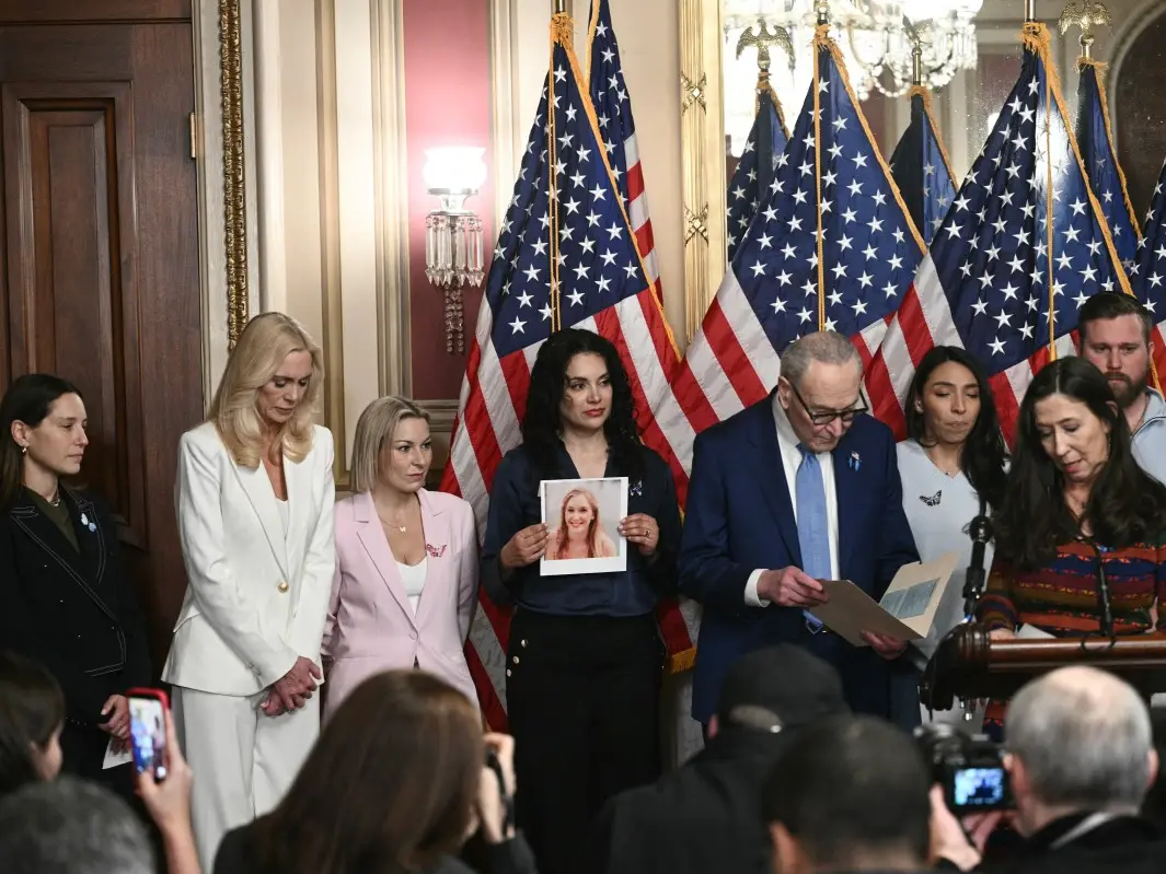 'Justice should not expire': Epstein survivors support new legislation to remove statute of limitations for sex trafficking crimes 'Justice should not expire': Epstein survivors support new legislation to remove statute of limitations for sex trafficking crimes