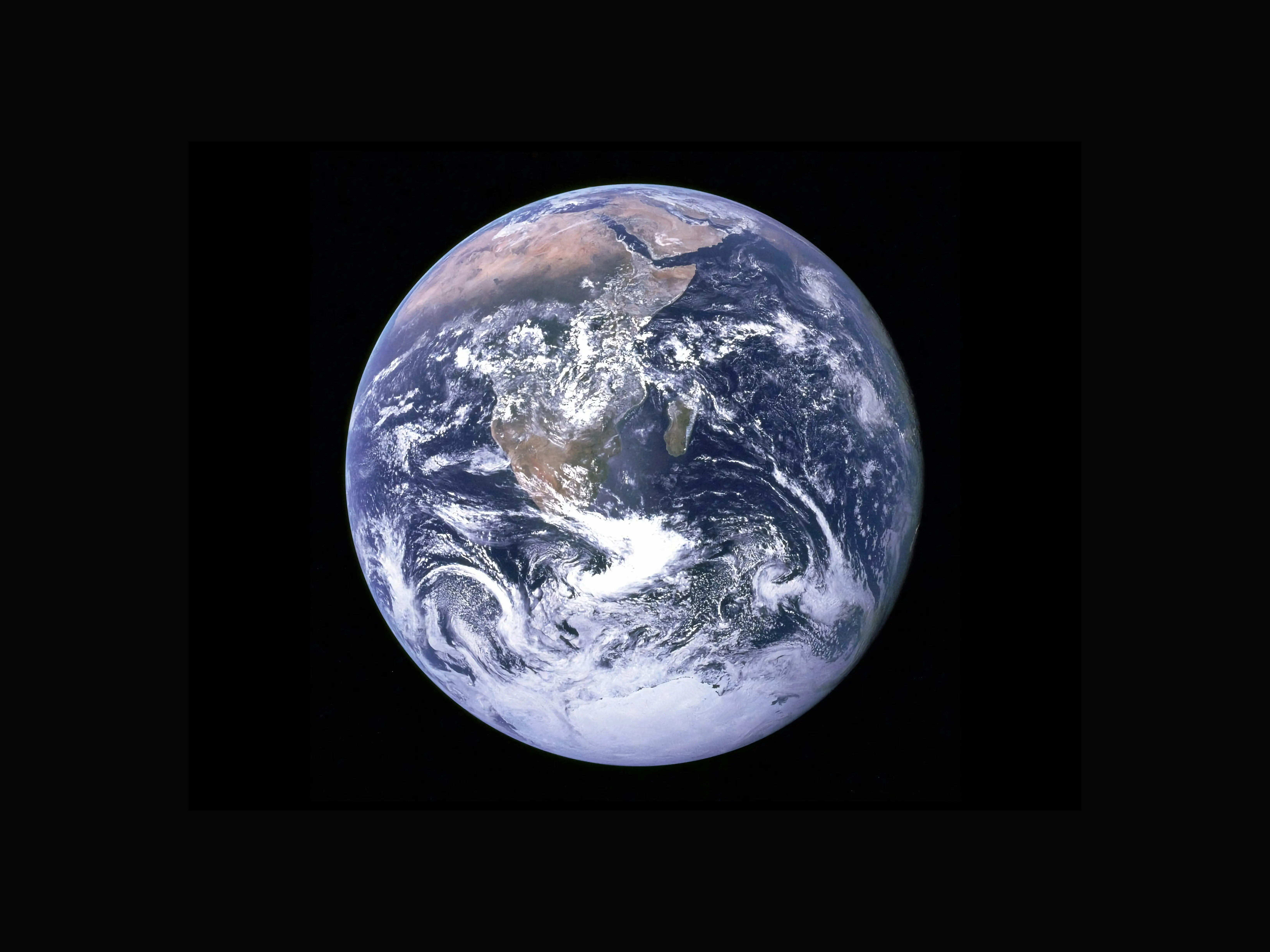 Not water or location, but the 'chemical Goldilocks zone' is the secret reason Earth exists