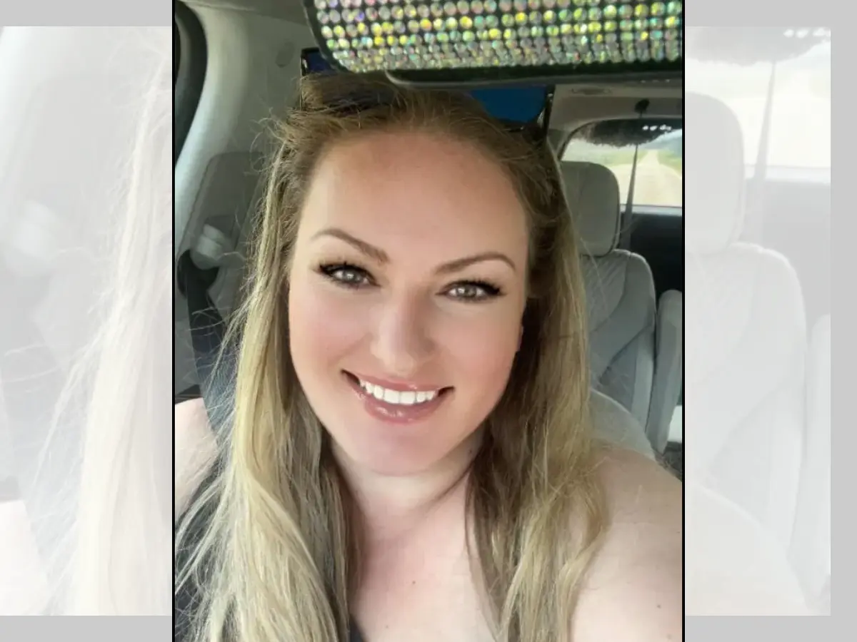 Jennifer Strang - Mother of school shooter called out trans hate