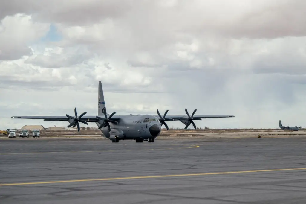 Mexican drug cartel drones or Pentagon-FAA dispute? REAL reason why El Paso airspace was closed