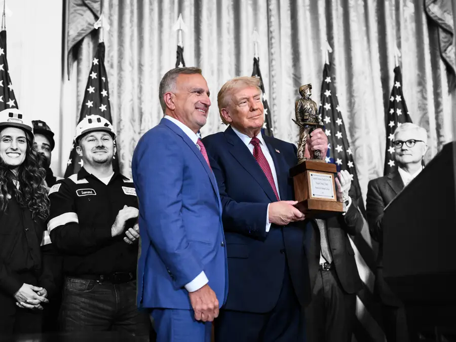 'Undisputed champion' Trump gets another made-up award, this time for approving projects worth $175M for coal plants