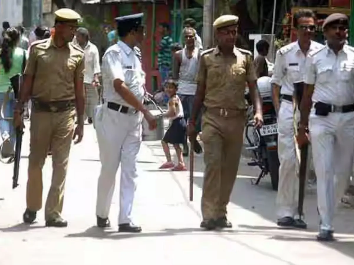 In Bengal, BLO calls lover’s husband for SIR, kills him, chops body and dumps parts in canal In Bengal, BLO calls lover’s husband for SIR, kills him, chops body and dumps parts in canal