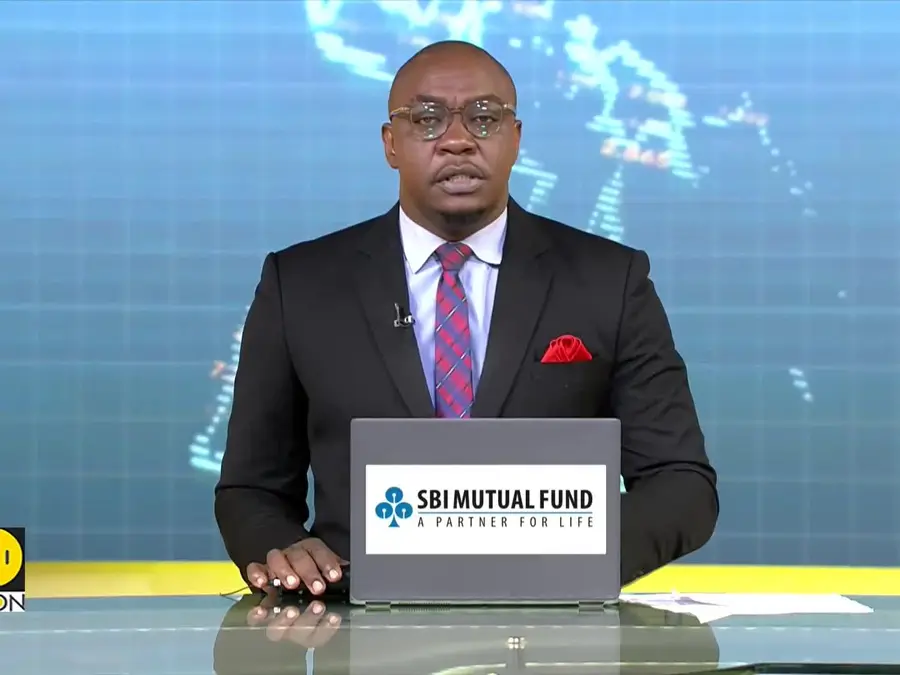 Larry The Cat Clocks 15 Years at Britain's Seat of Power