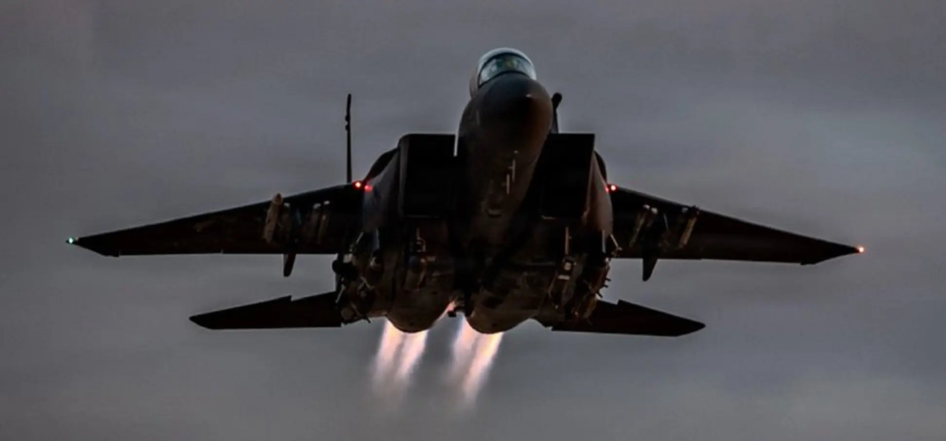 US forces conduct airstrikes, hit more than 30 Islamic State targets in Syria