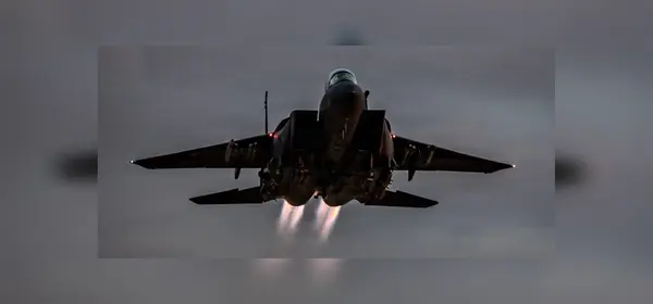 US forces conduct airstrikes, hit more than 30 Islamic State targets in Syria US forces conduct airstrikes, hit more than 30 Islamic State targets in Syria