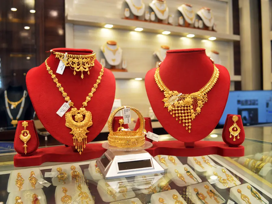 Bank staffer in Bengaluru steals 2.7 kg gold from locker to finance gambling
