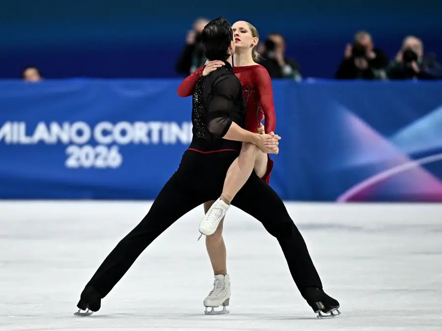 Winter Olympics 2026 | Germany's Minerva Fabienne Hase and Nikita Volodin take lead in figure skating