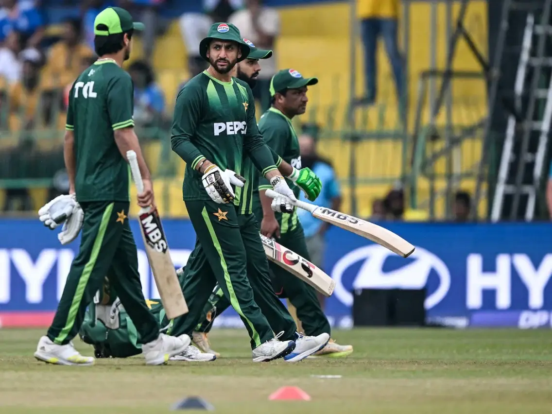 T20 World Cup 2026 | 'Gimmick every time:' Unforgiving Pak fans troll own team after another loss vs India T20 World Cup 2026 | 'Gimmick every time:' Unforgiving Pak fans troll own team after another loss vs India