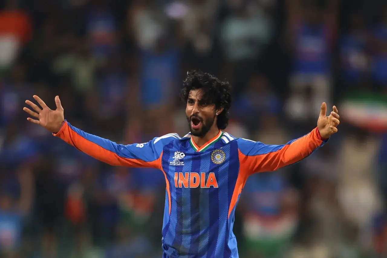 Most successive wins in ICC white-ball tournaments (16)