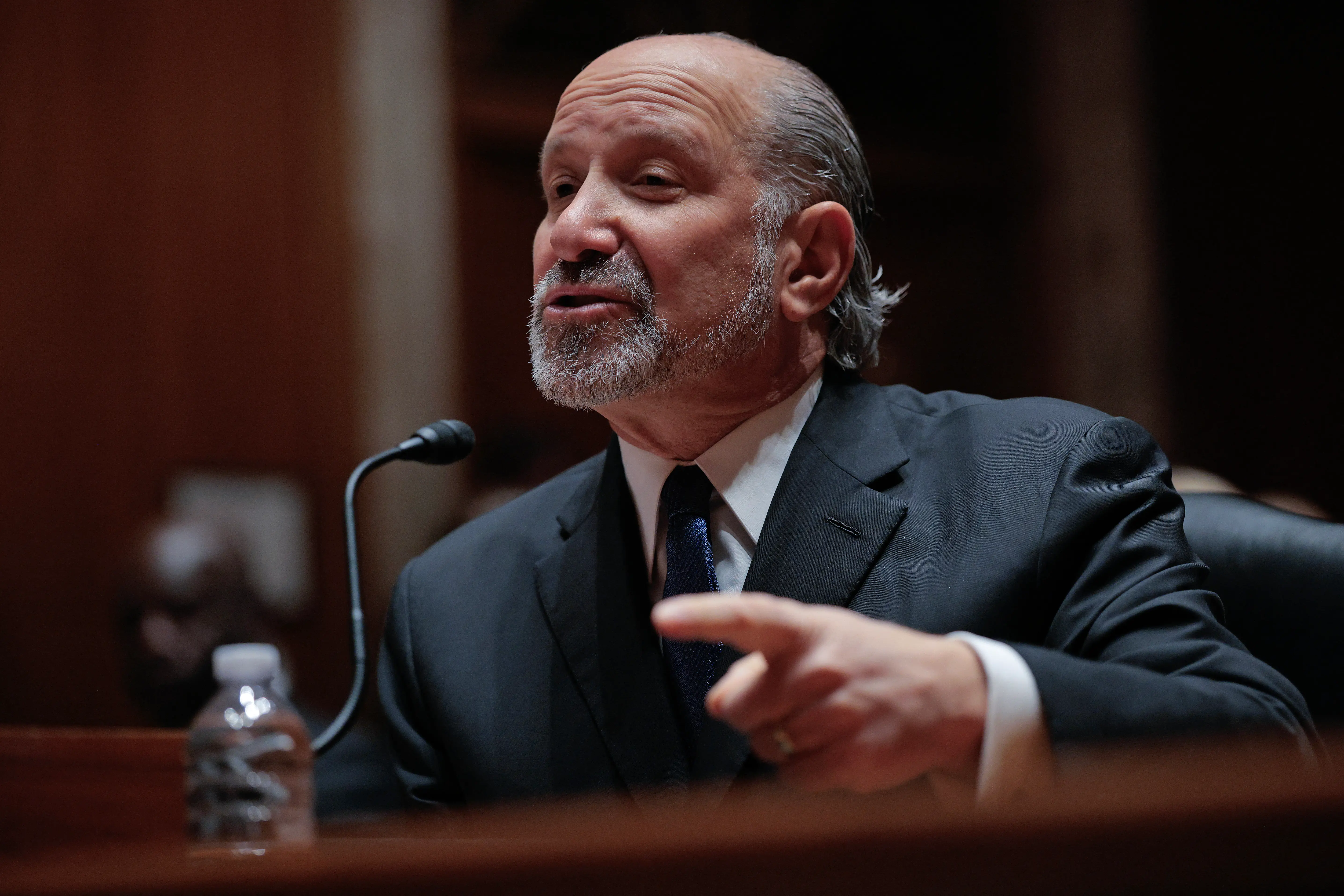 Connection with Epstein - Howard Lutnick
