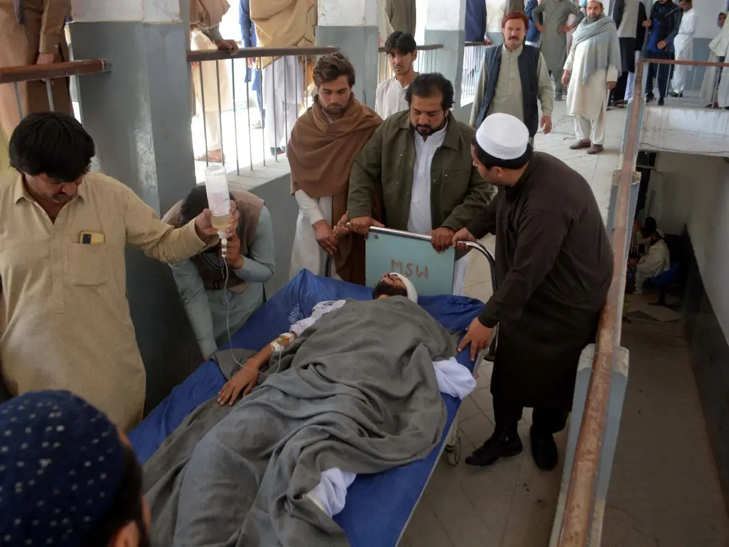 14 soldiers, 18 militants killed in Pakistan's Khyber Pakhtunkhwa bombings; child among civilian dead 14 soldiers, 18 militants killed in Pakistan's Khyber Pakhtunkhwa bombings; child among civilian dead