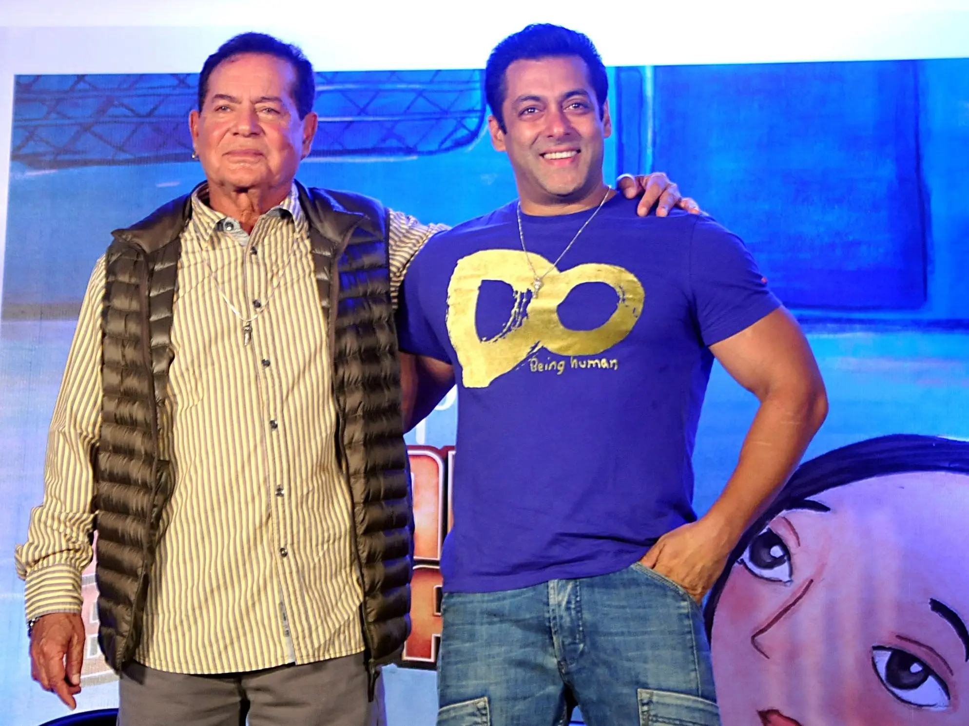Salman Khan visits hospital as his father Salim Khan remains in the ICU Salman Khan visits hospital as his father Salim Khan remains in the ICU