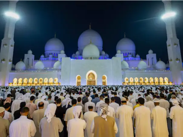 Ramadan 2026: UAE private sector to reduces working hours; overtime pay set at 125% to 150% Ramadan 2026: UAE private sector to reduces working hours; overtime pay set at 125% to 150%