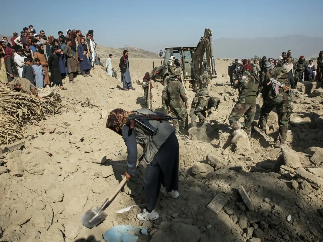 Taliban summons Pakistan's ambassador over airstrikes, accuses Islamabad of bombing 'civilian areas' Taliban summons Pakistan's ambassador over airstrikes, accuses Islamabad of bombing 'civilian areas'
