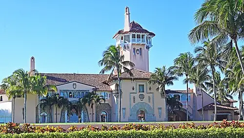 US Secret Service kills armed man attempting to enter Trump's Mar-a-Lago