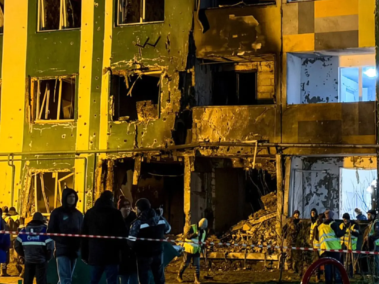 Moscow airports closed after Ukrainian drone attacks; Russia claims to have shot down many UAVs Moscow airports closed after Ukrainian drone attacks; Russia claims to have shot down many UAVs