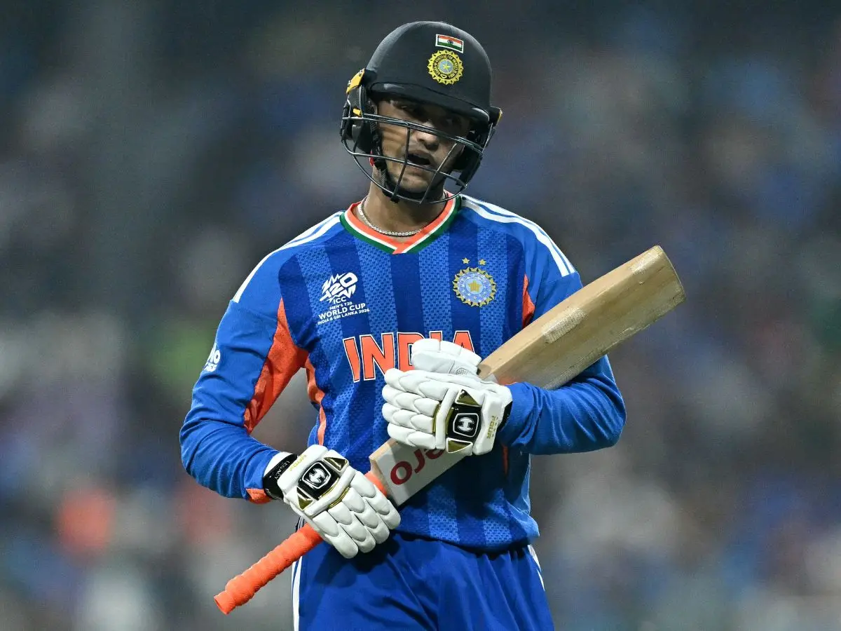 Gavaskar begs Abhishek Sharma to take THIS advice to find form amid crushing show with bat in T20 WC Gavaskar begs Abhishek Sharma to take THIS advice to find form amid crushing show with bat in T20 WC