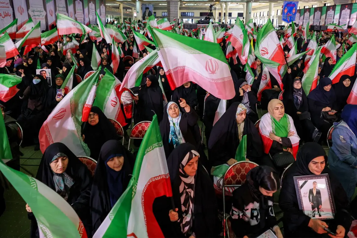 Iran-US tensions: 'US President is a man of... wait and see' alert sent to thousands in Iran as tensions escalate