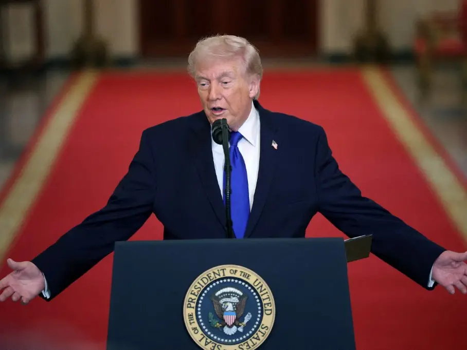 Donald Trump compares himself to Lincoln and Kennedy, jokes not sure how long he will "be around" Donald Trump compares himself to Lincoln and Kennedy, jokes not sure how long he will "be around"