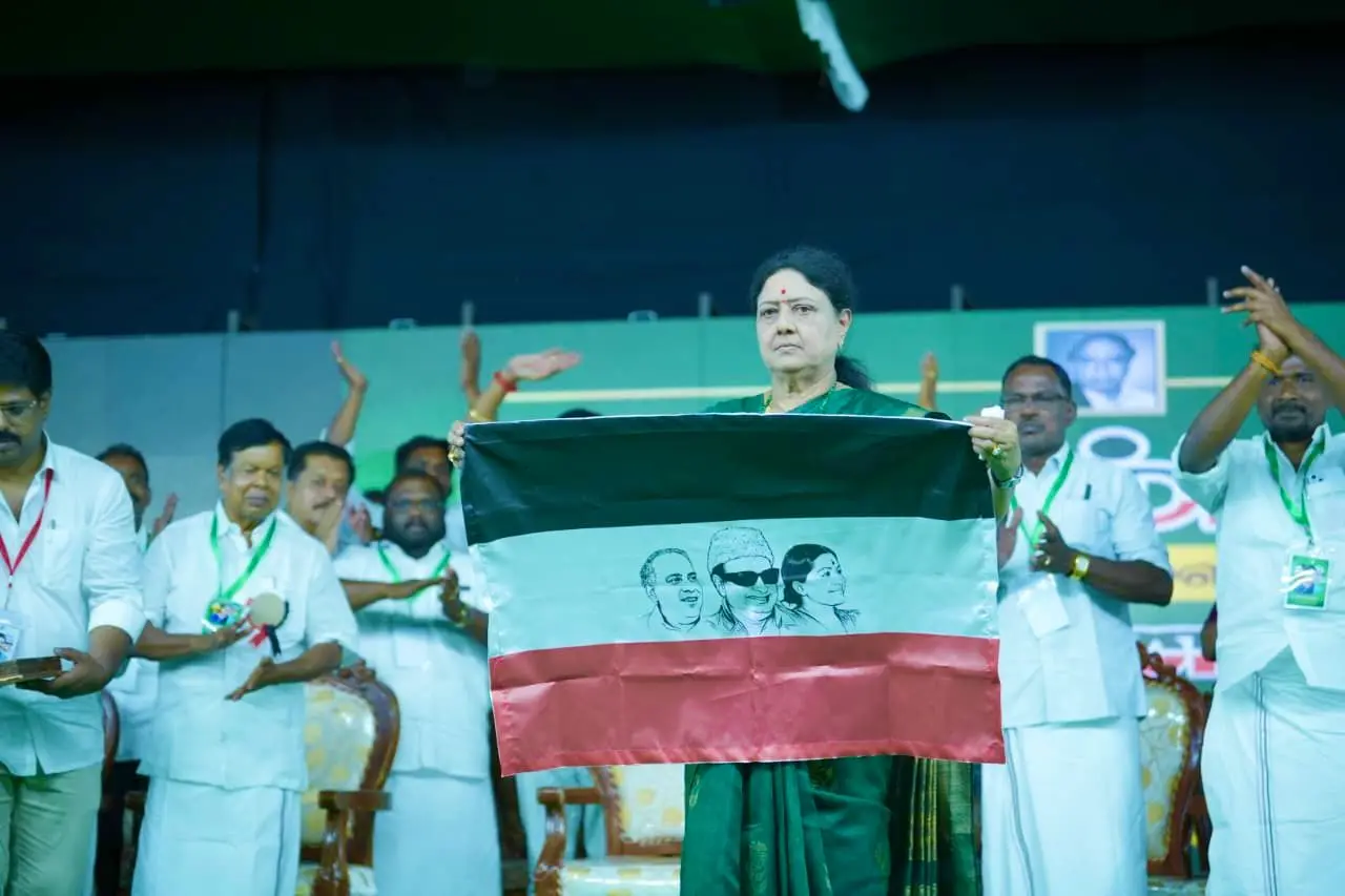 Ahead of Tamil Nadu polls, Sasikala floats new political party