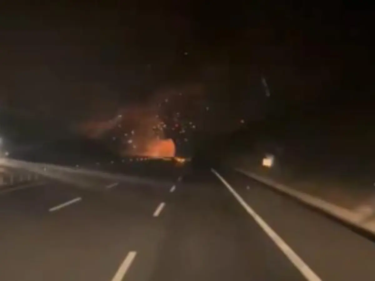 Turkish F-16 fighter jet crashes during training flight, video surfaces Turkish F-16 fighter jet crashes during training flight, video surfaces