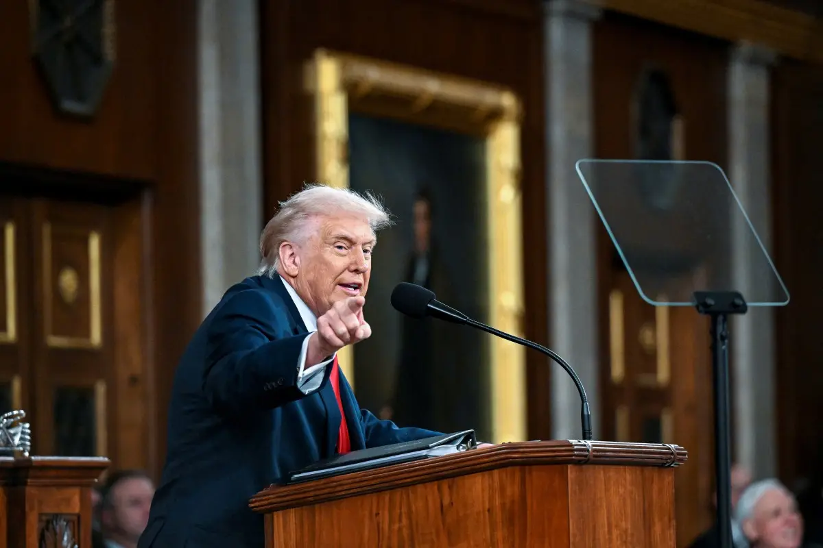 Trump’s 'SAVE America Act' push draws sharp backlash from democrats, voting rights groups